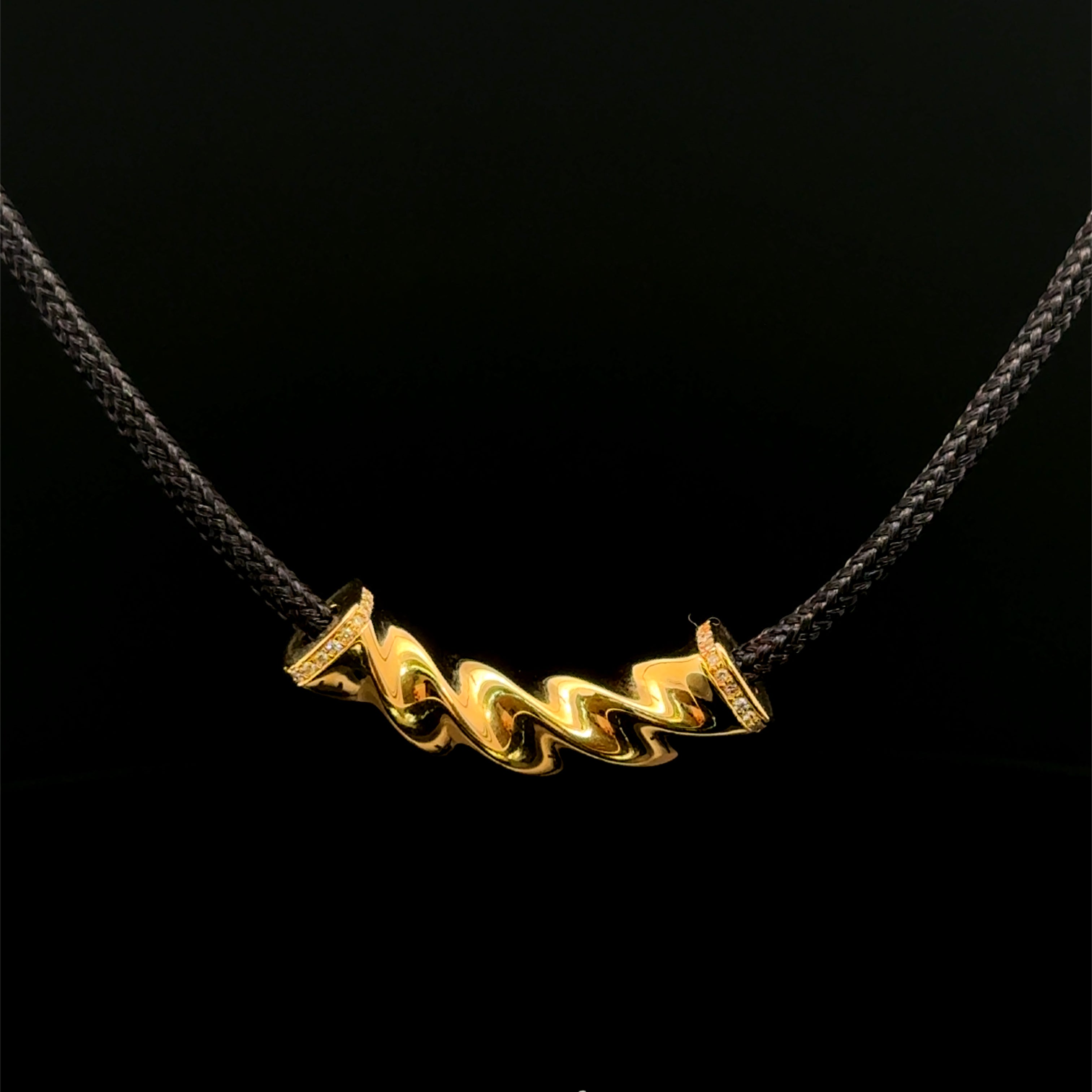 Diamond Twist Yellow Gold Pendant
