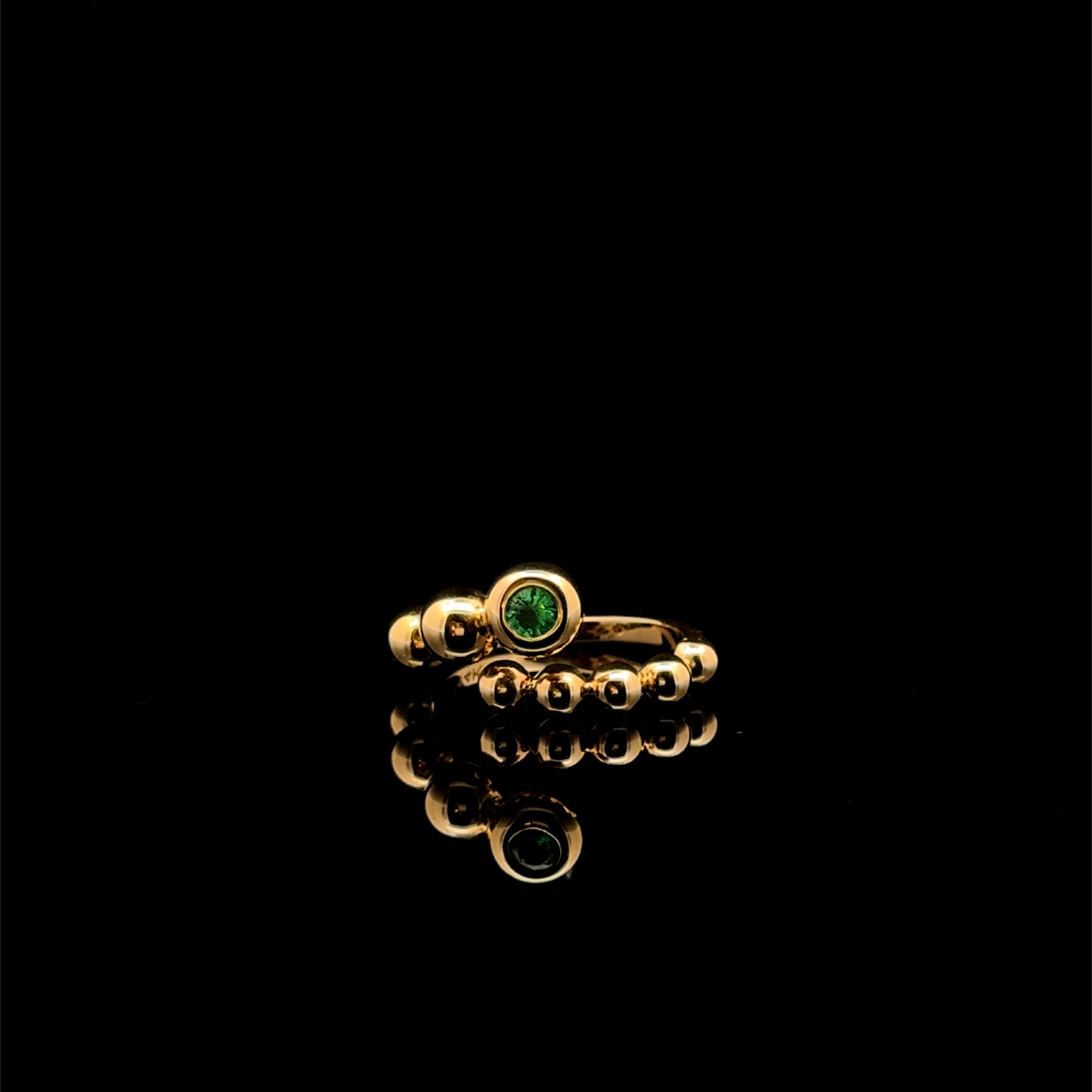 EMERALD BALL BYPASS RING