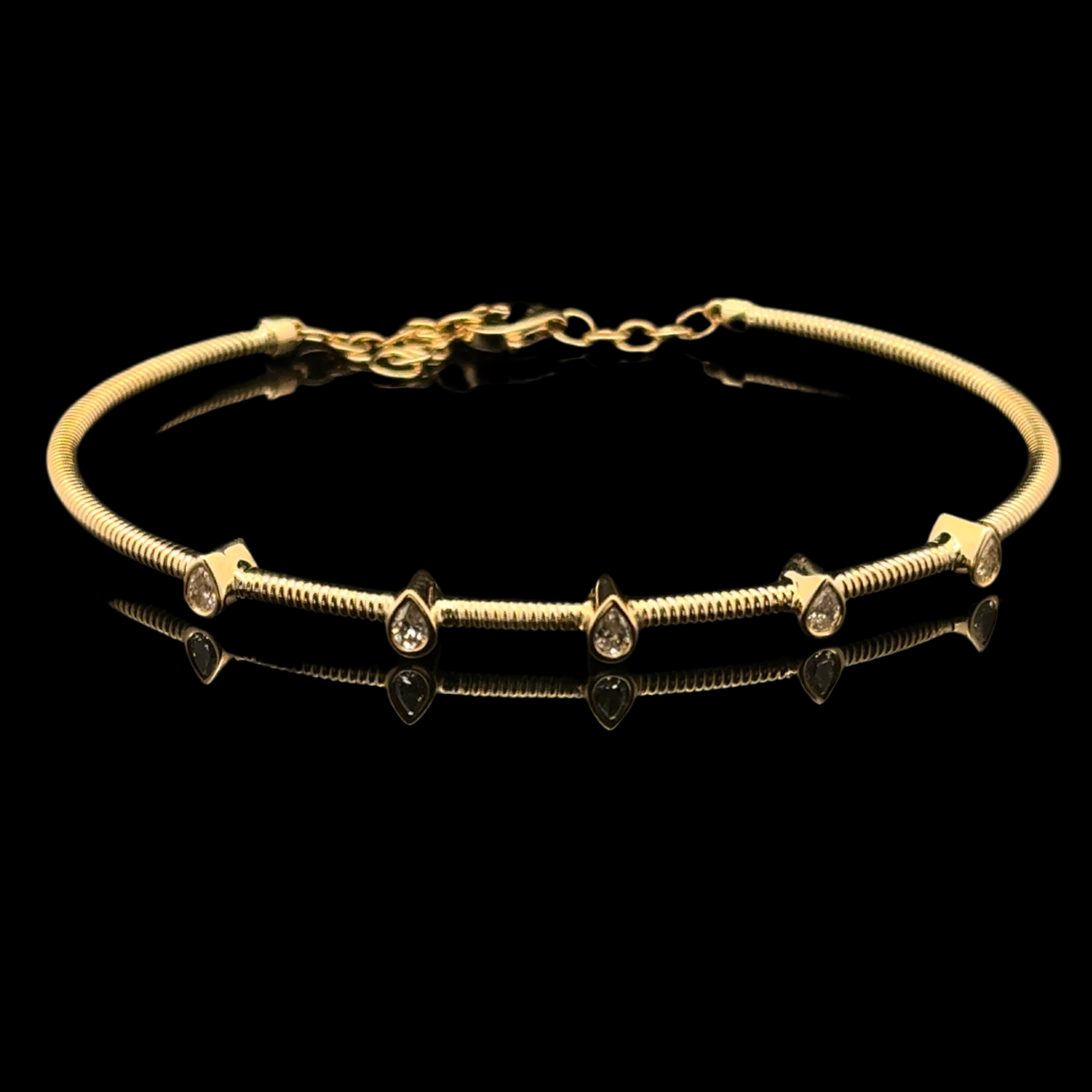 Teardrop Flow Bangle