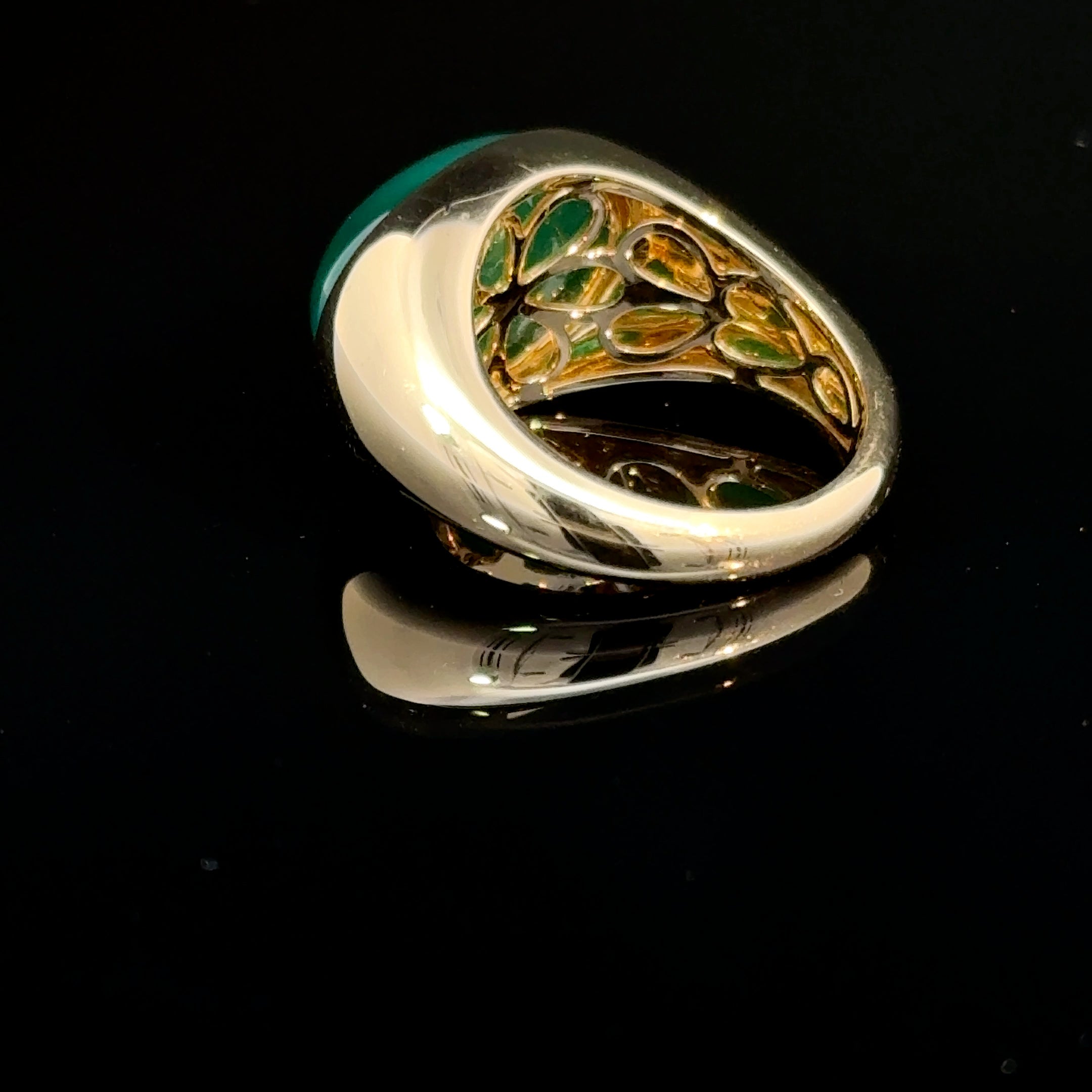 Green Agate Dome Ring Yellow Gold