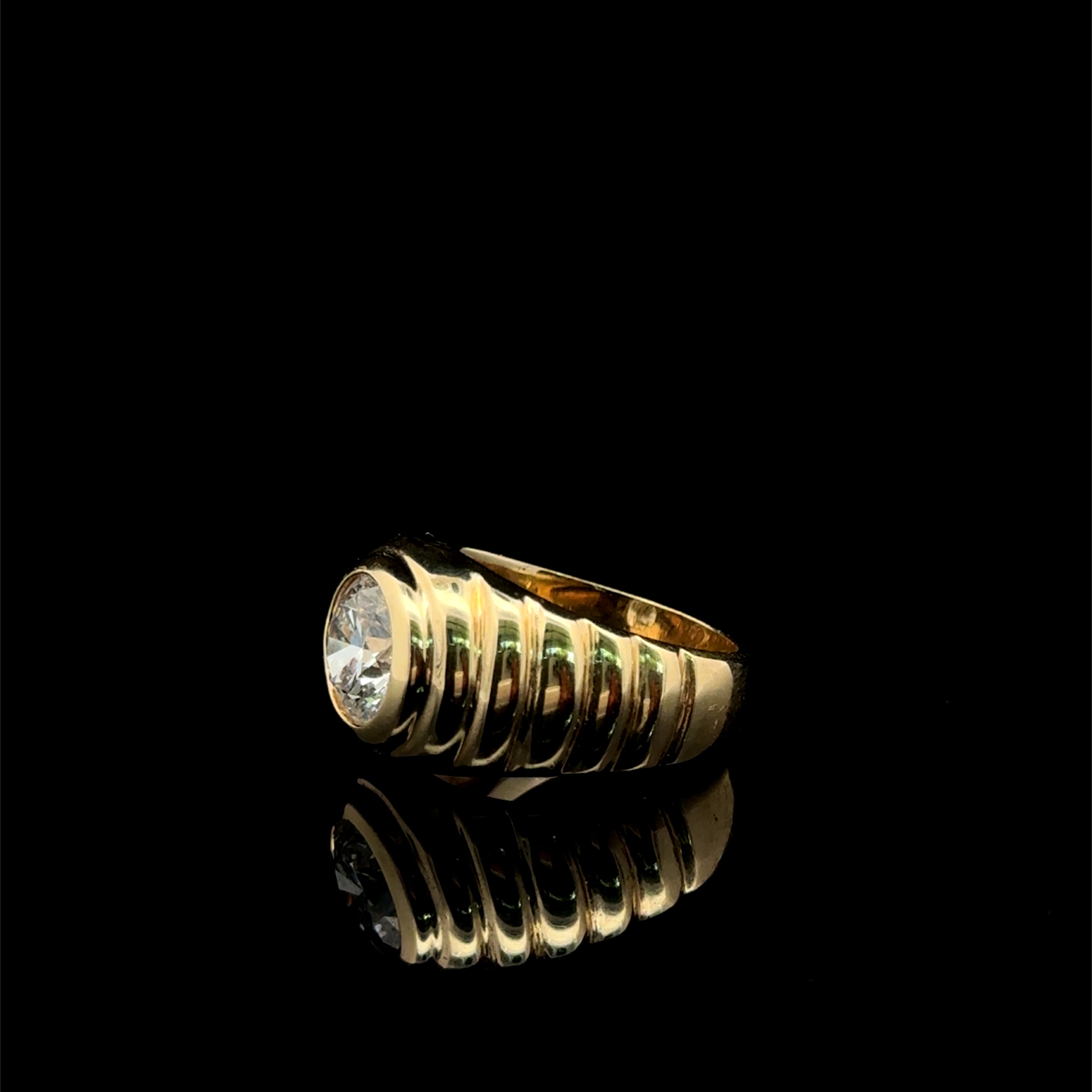 Ridge Oval Ring