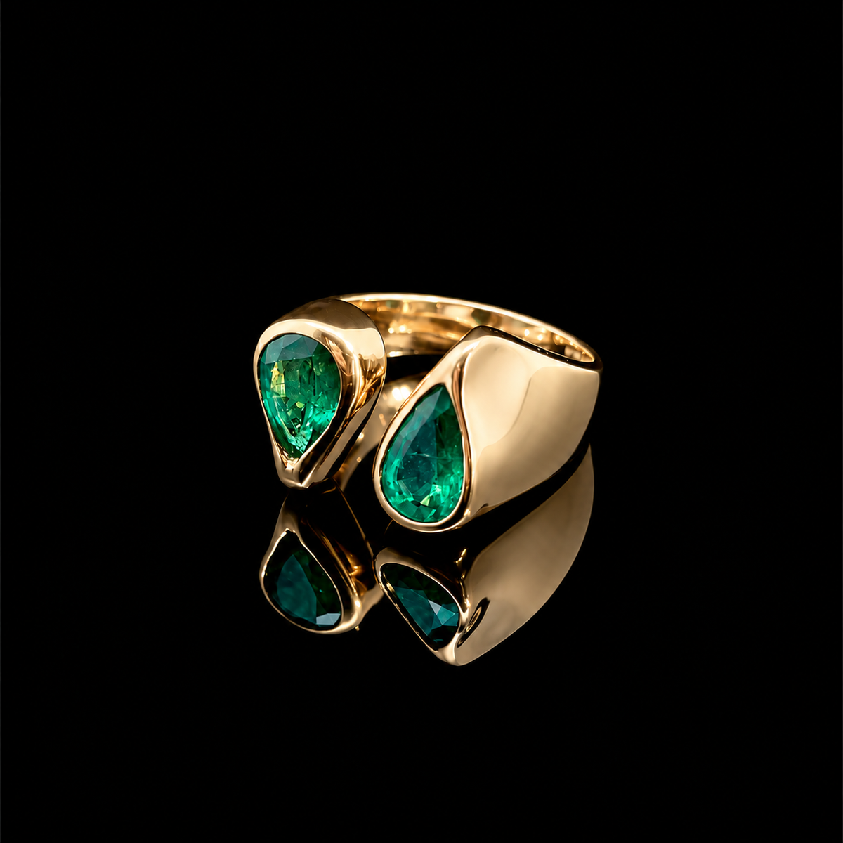 Twin Petals Emerald Rings