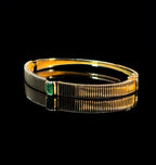 Ribbed Emerald Gold Bangle