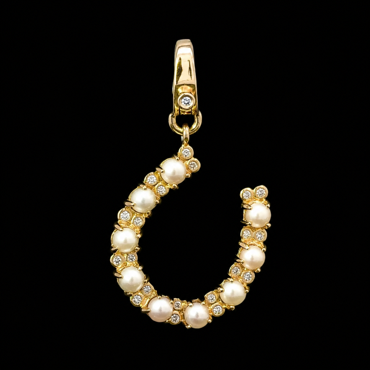 Horseshoe Pearl Charm