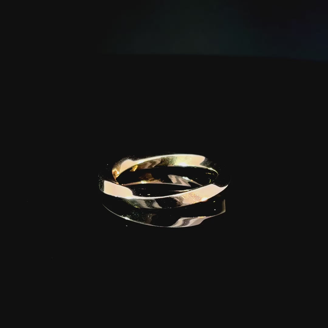 Mobius Strip Yellow Gold Ring Twist